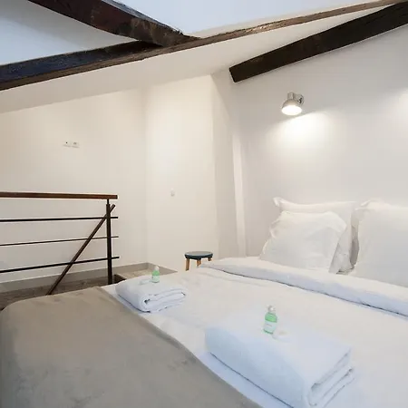 Pick A Flat - Le Marais / Meslay Apartment *